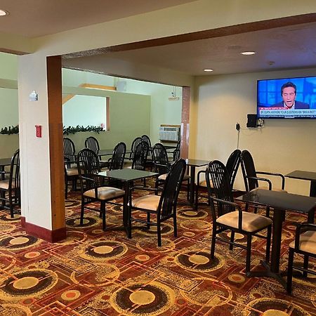 Days Inn By Wyndham Fort Dodge Ngoại thất bức ảnh