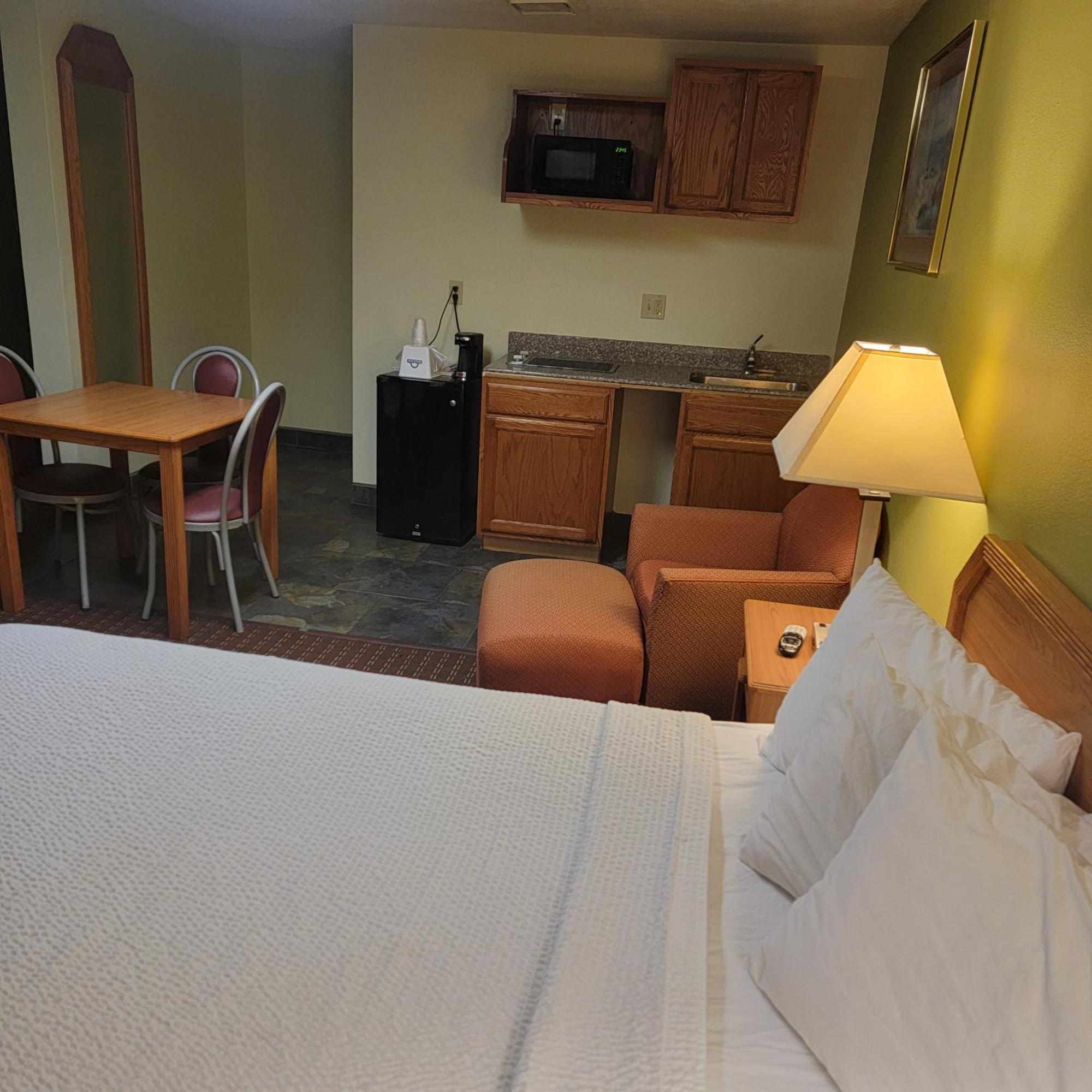 Days Inn By Wyndham Fort Dodge Ngoại thất bức ảnh