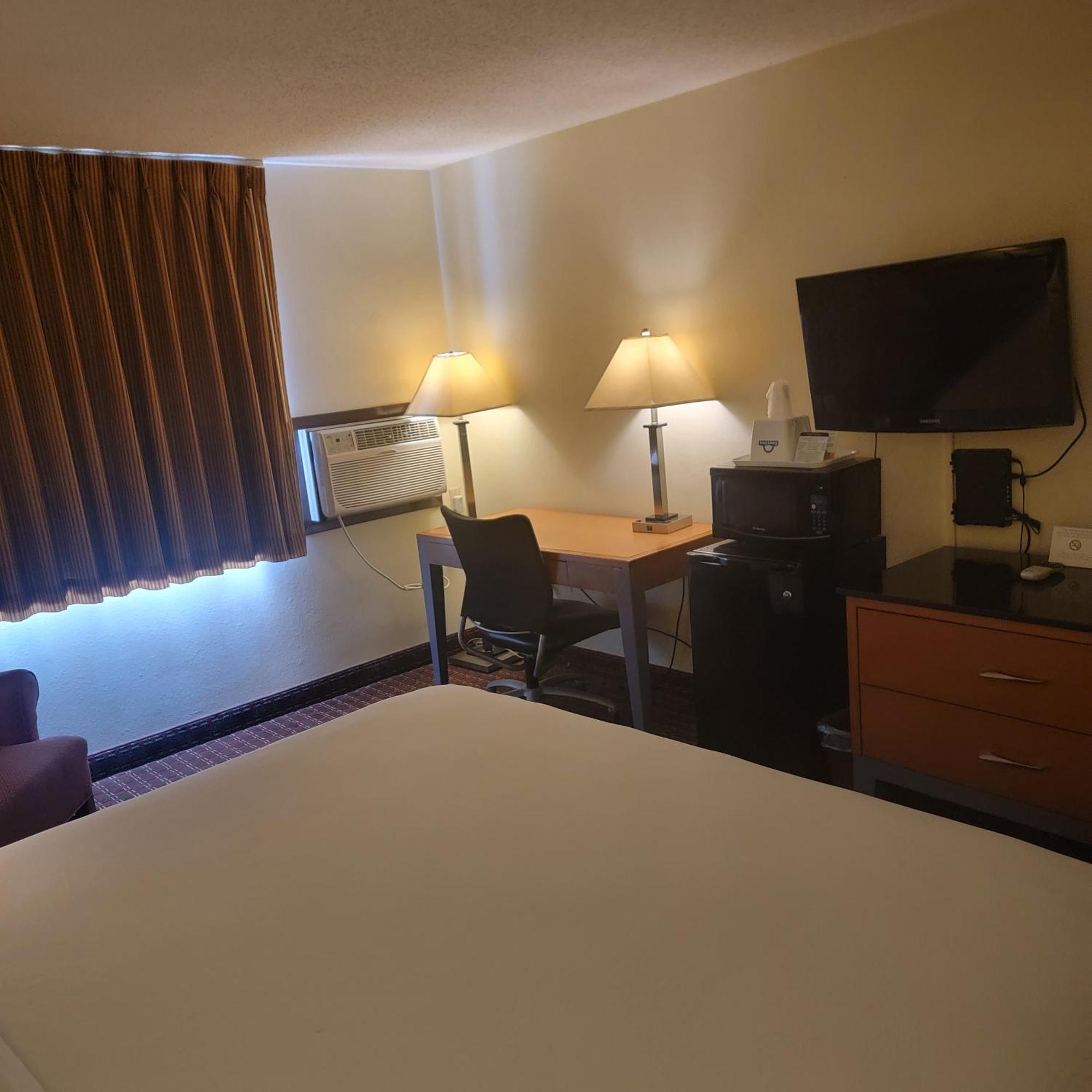 Days Inn By Wyndham Fort Dodge Ngoại thất bức ảnh