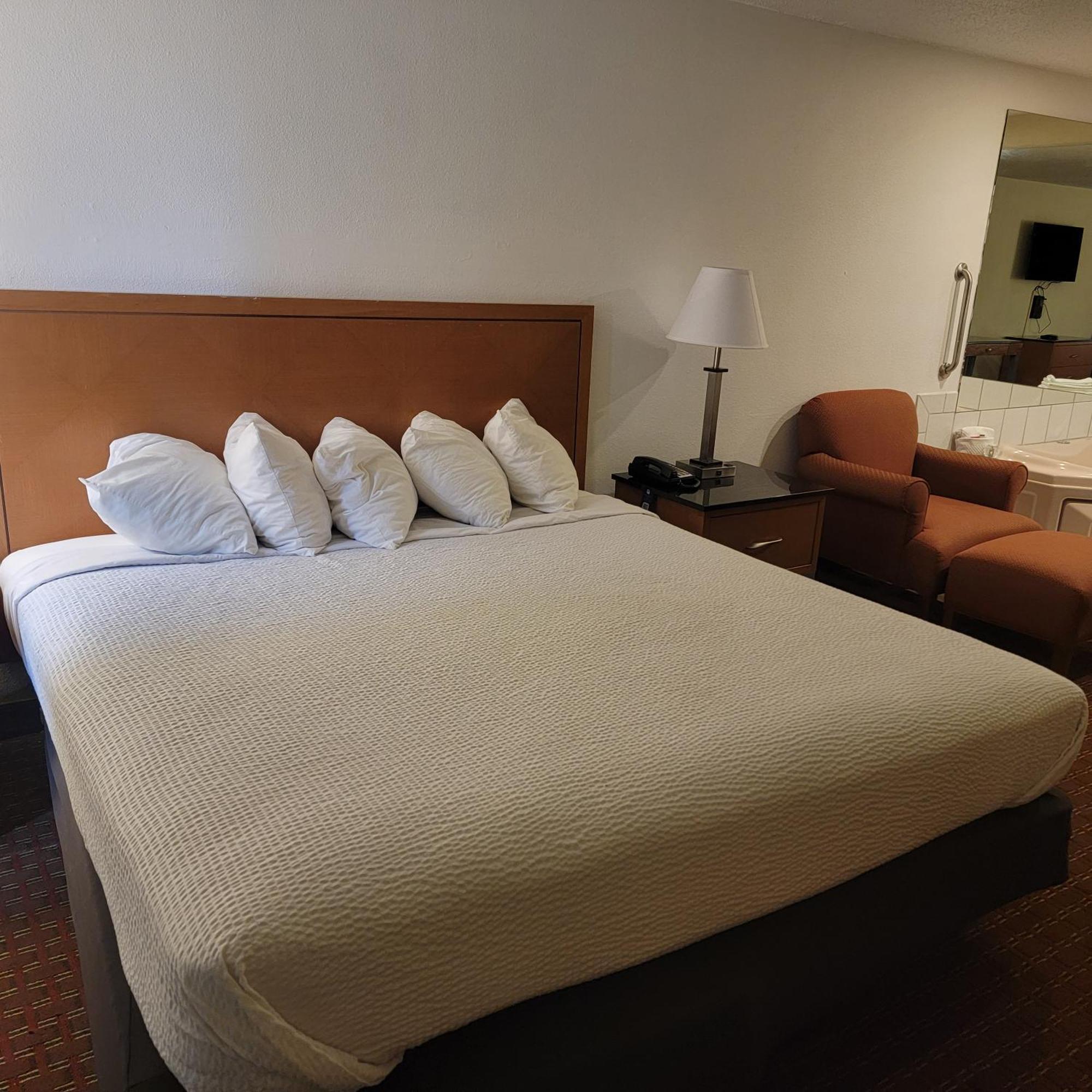 Days Inn By Wyndham Fort Dodge Ngoại thất bức ảnh